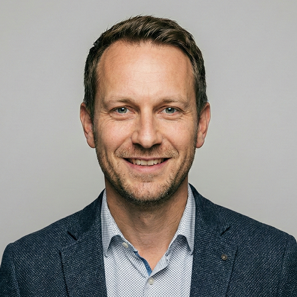 Tim — Digitaler Service-Assistent
